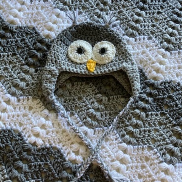 Gray Tones & White Baby Layette Set with Owl  Hat - Picture 5 of 9